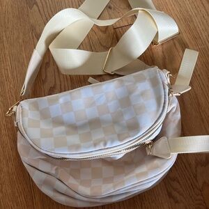 Crossbody bag in Cream/White checked print - new in bag!